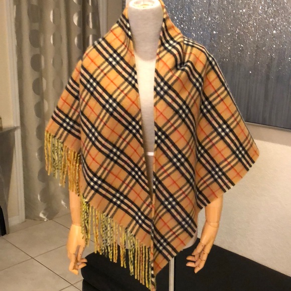 Authentic Burberry Check Scarf - Picture 3 of 9
